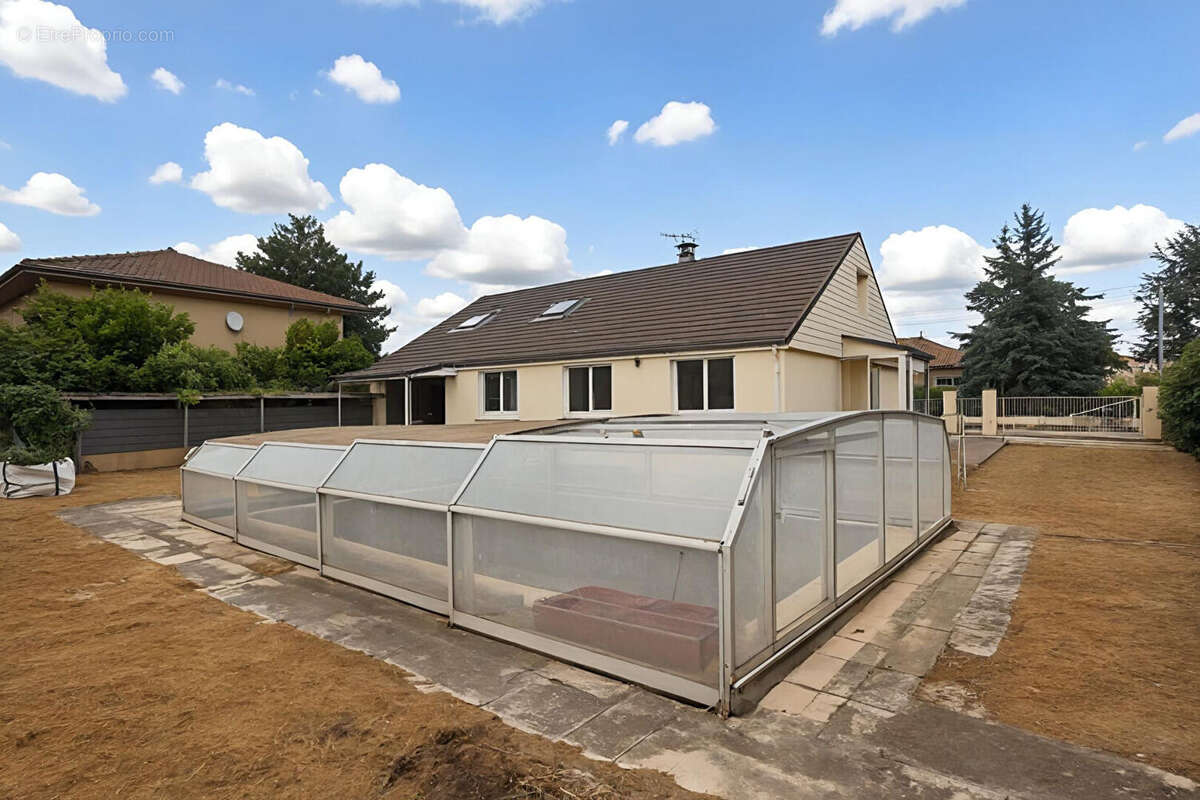 Maison à MIONS