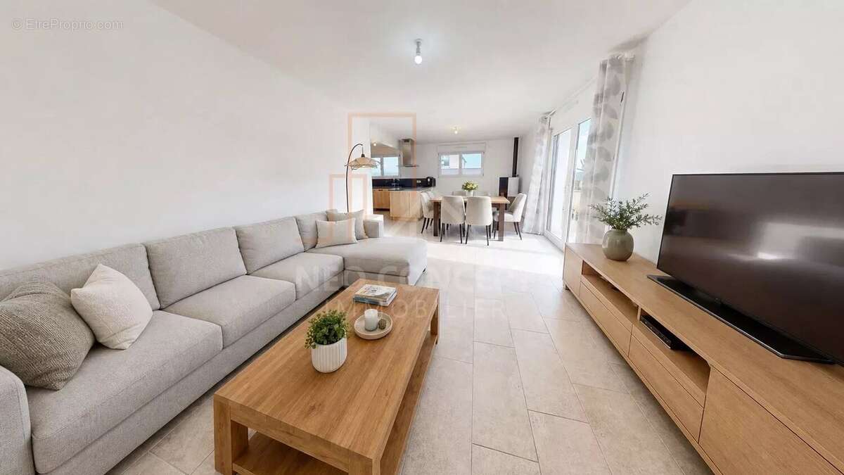 Maison à STUNDWILLER