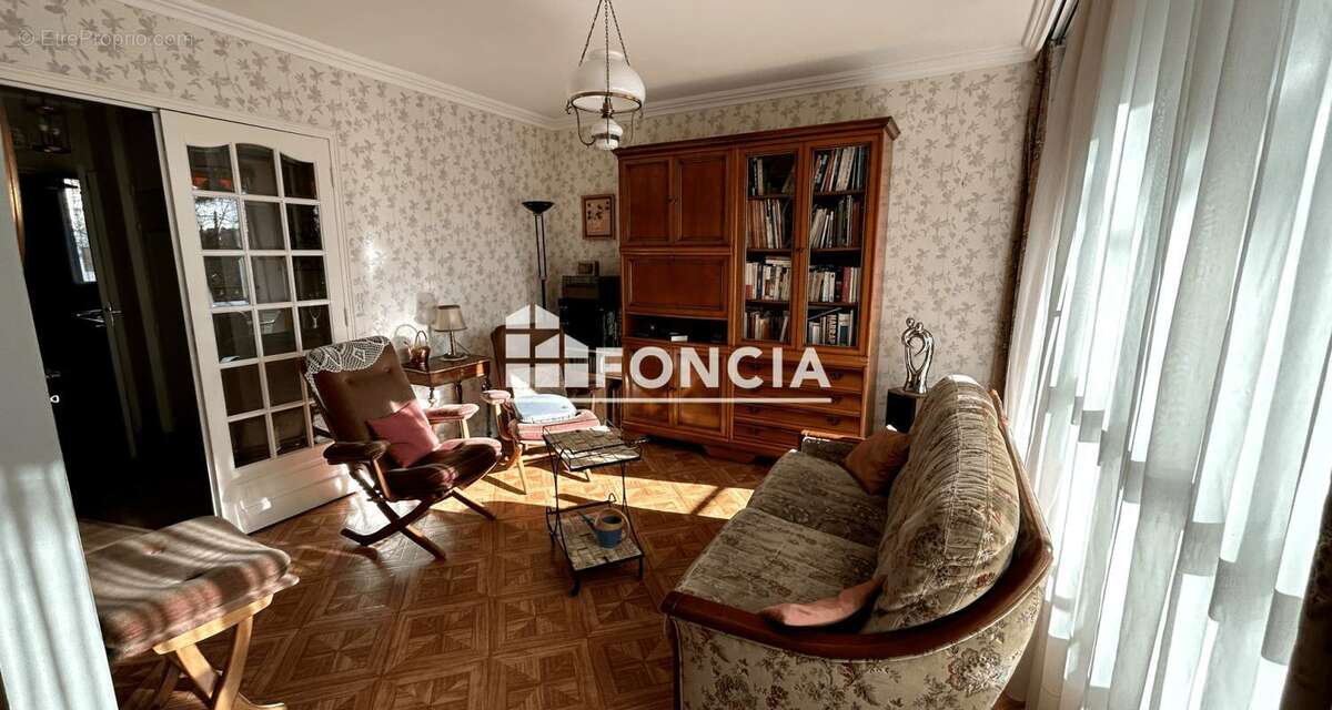 Appartement à TAVERNY