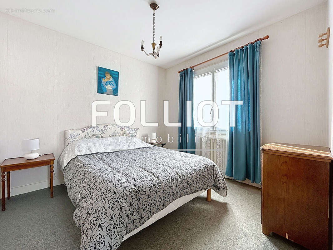 Maison à SAINT-PAIR-SUR-MER