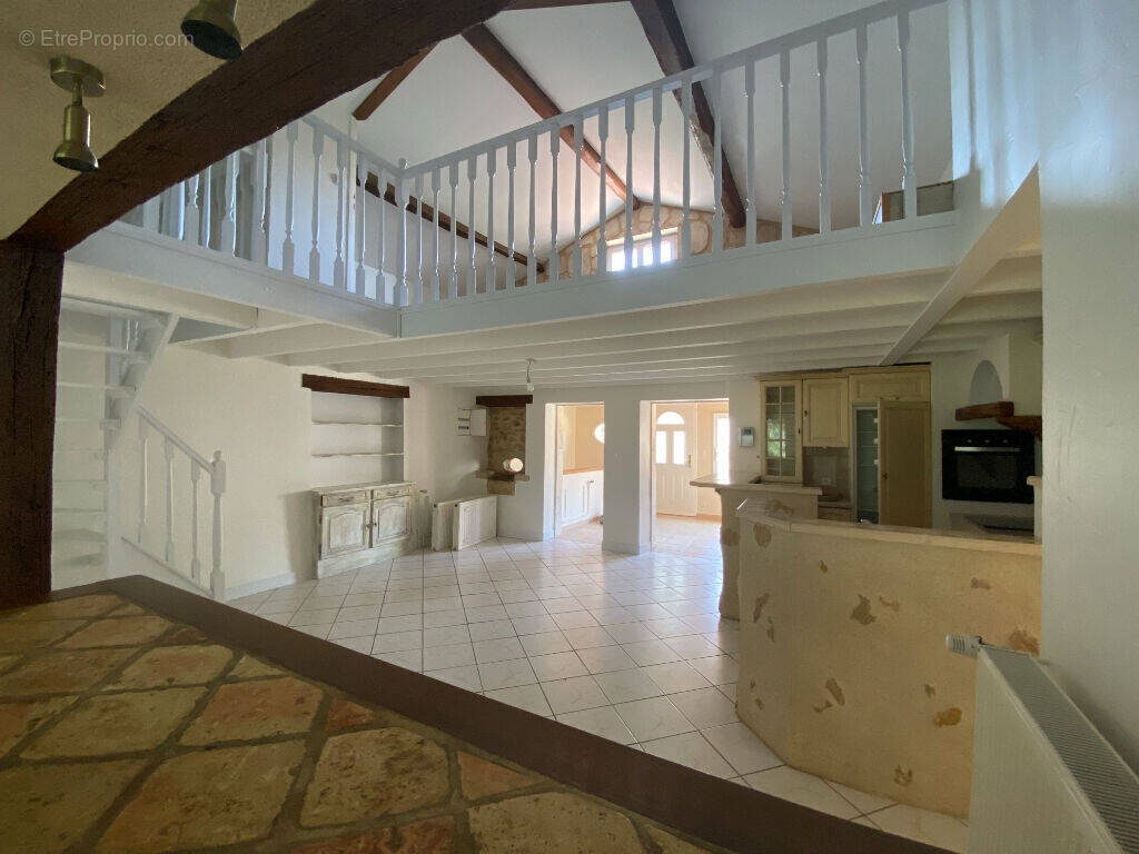 Maison à VIVONNE
