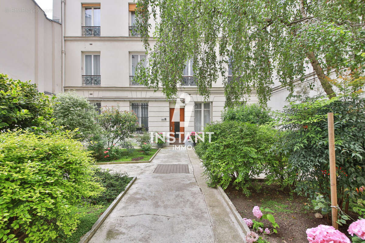 Appartement à PARIS-15E