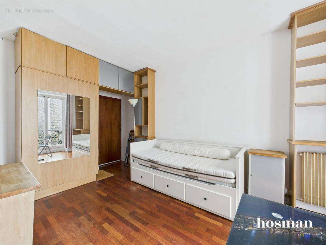 Appartement à PARIS-10E