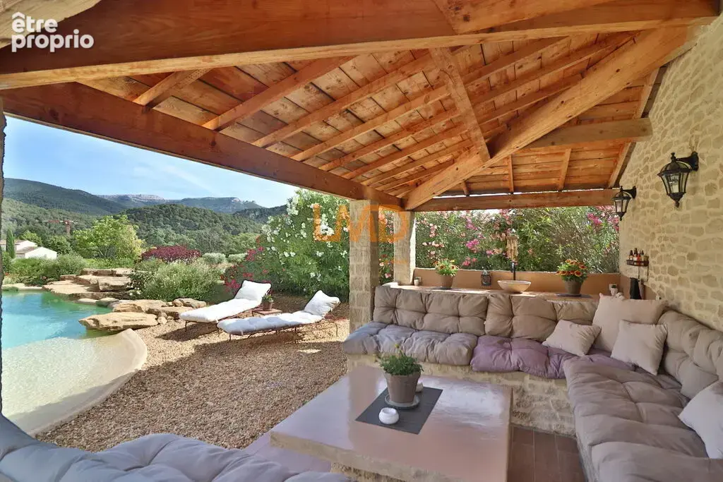 Maison de charme 4 chambres Terrain 2000m2 Piscine Calme Plein S - photo 21