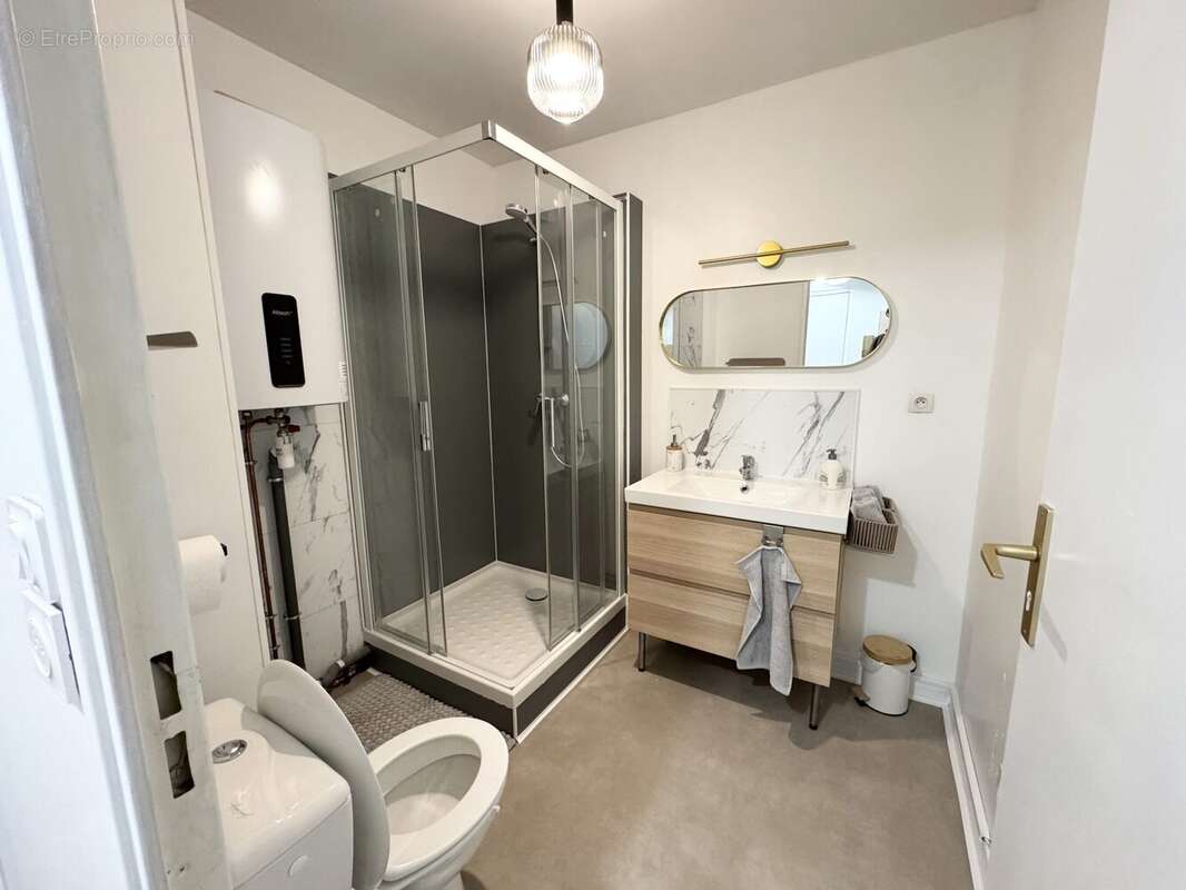 Appartement à SAINT-ANDRE-LES-VERGERS