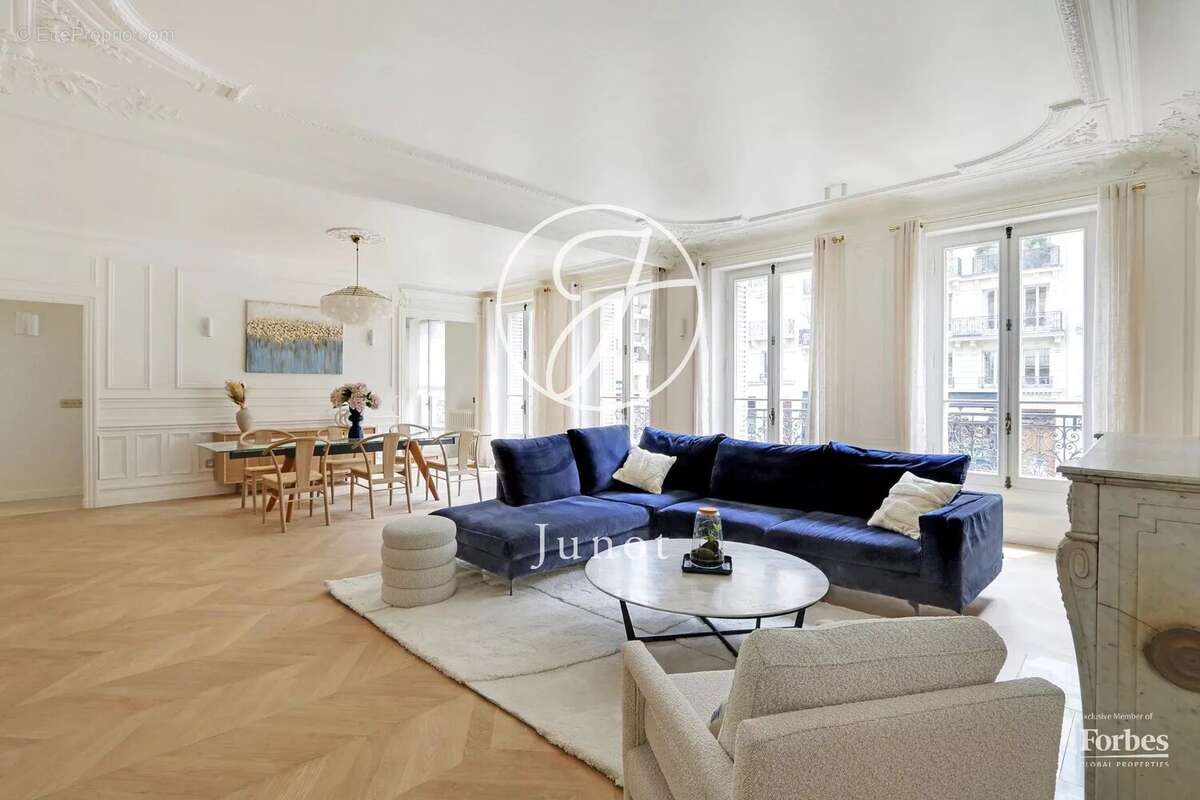 Appartement à PARIS-5E