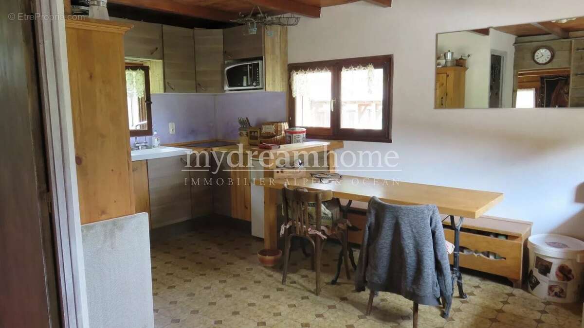 Maison à SAINT-NICOLAS-LA-CHAPELLE