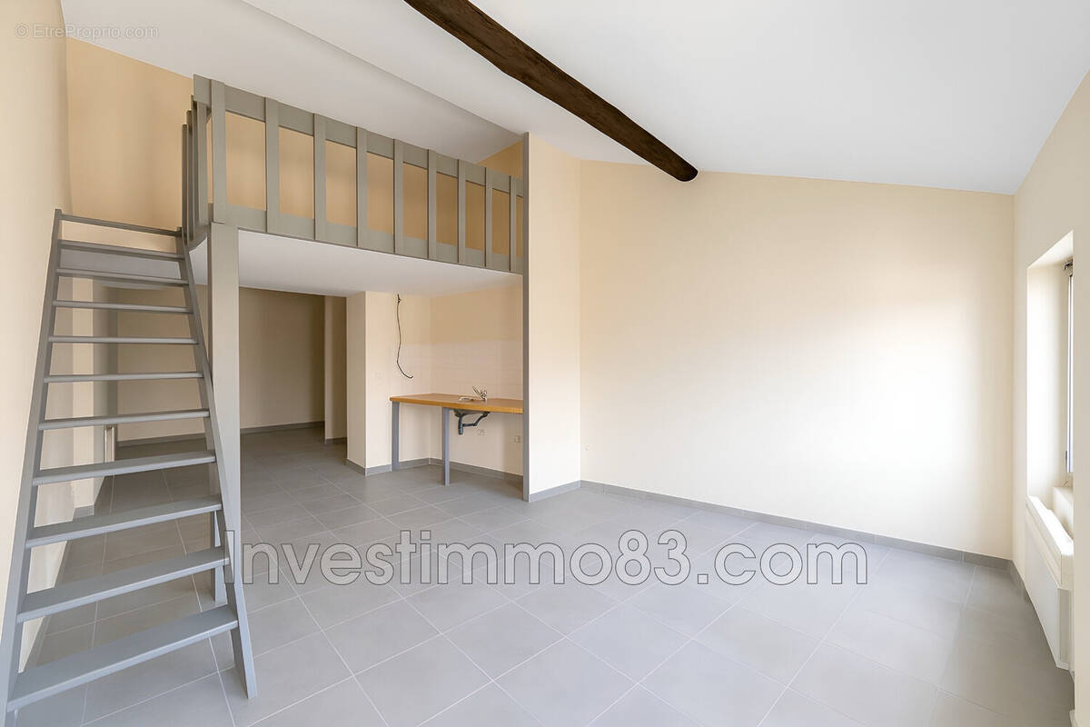 Appartement à PERTUIS