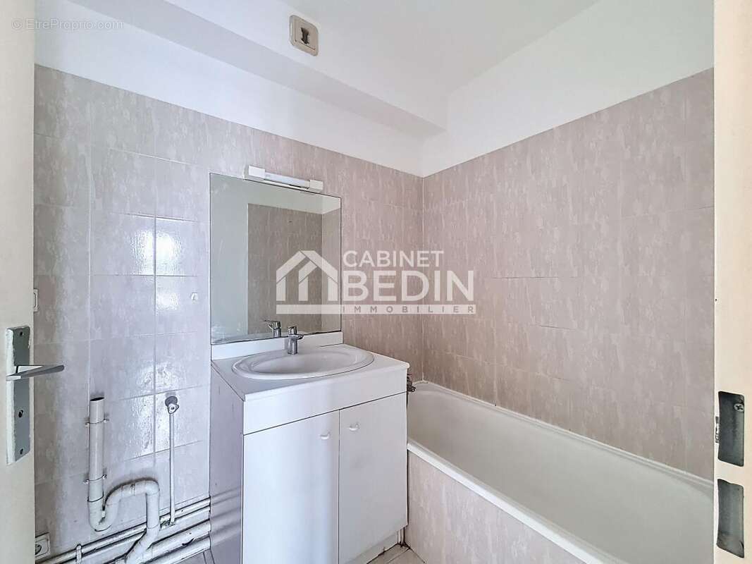 Appartement à AUCAMVILLE