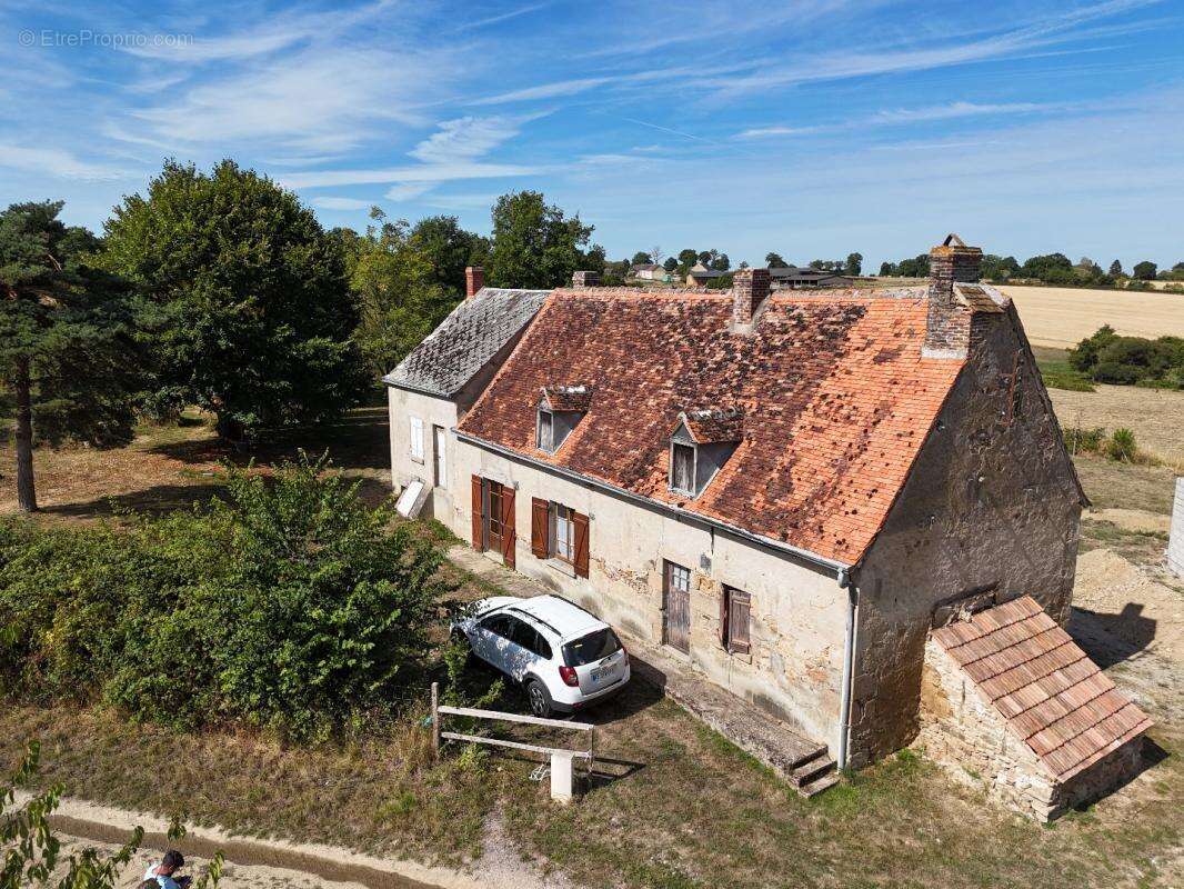 Maison à CHASSIGNOLLES