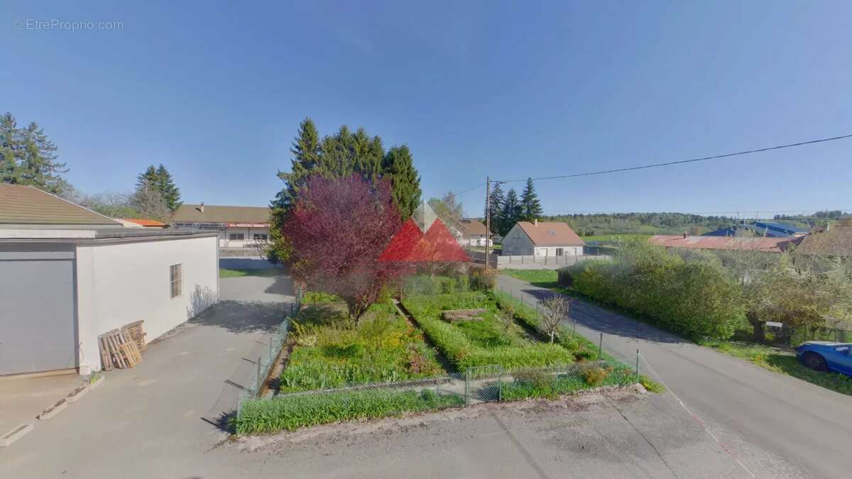 Maison à LONGCHAUMOIS