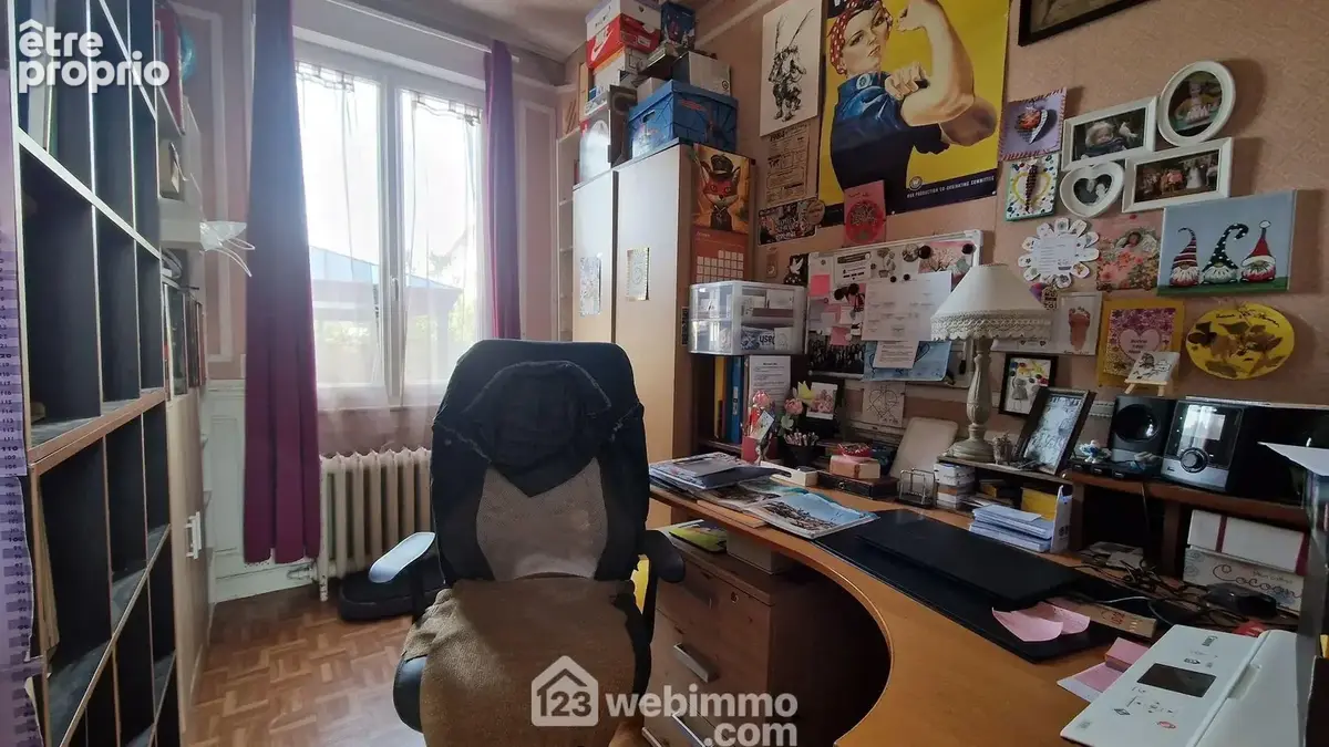 Et un troisième bureau de 8 m²