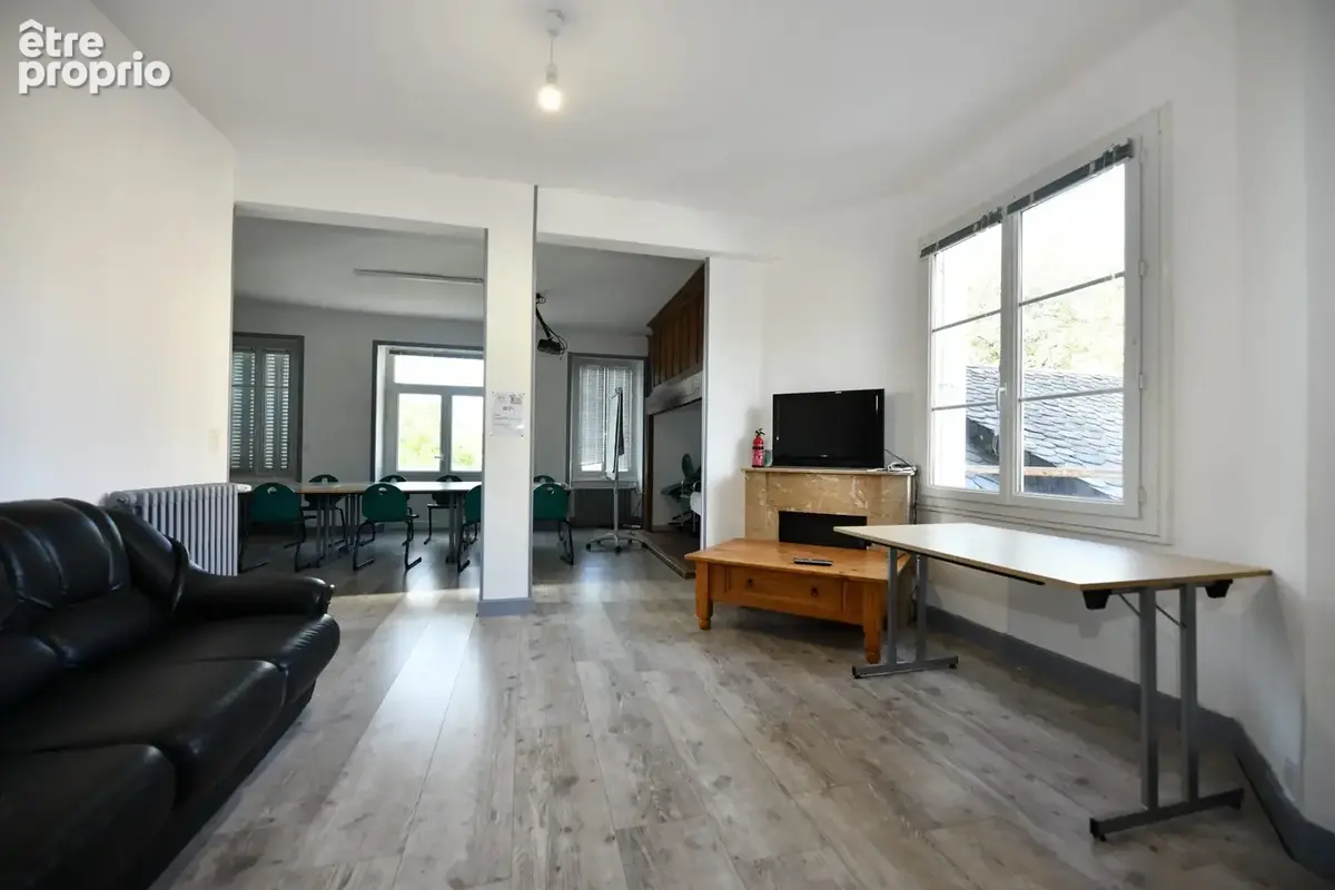 Maison 10 pièces 229 m² à vendre à Mauriac (15200) - photo 8