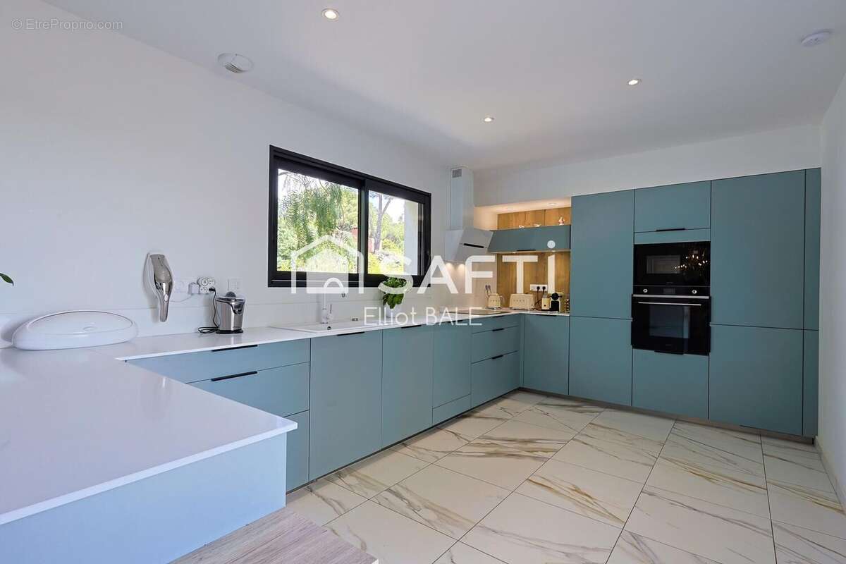 Photo 8 - Maison à COGOLIN