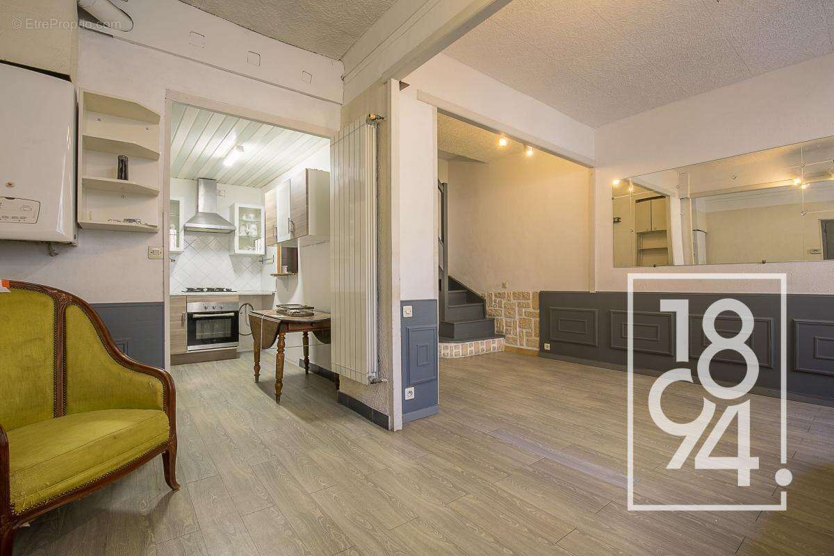 Appartement à MARSEILLE-7E