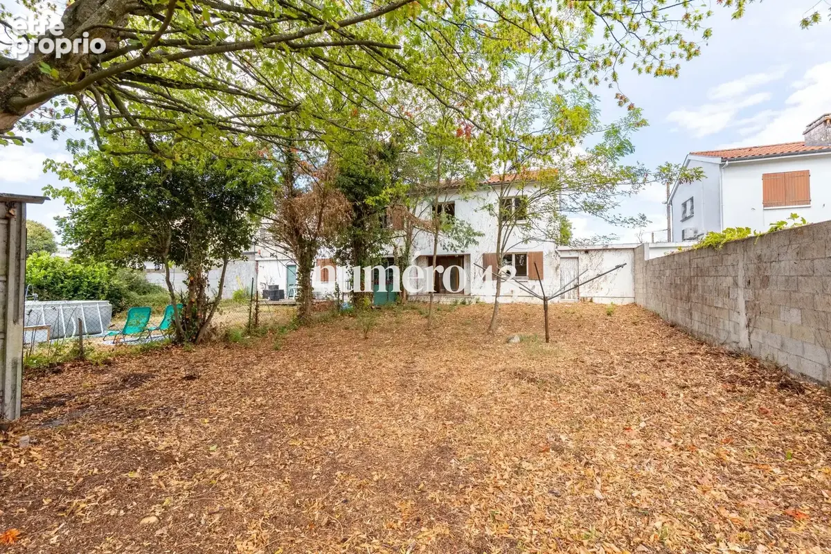 Maison 80 m² à Ambares-Et-Lagrave  - photo 2