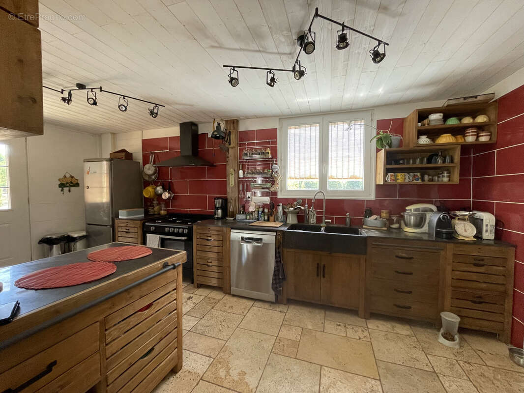 Propriete equestre sur yvre l évêque - photo 7