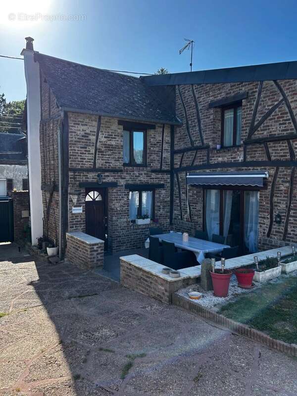 Maison à GRANDVILLIERS