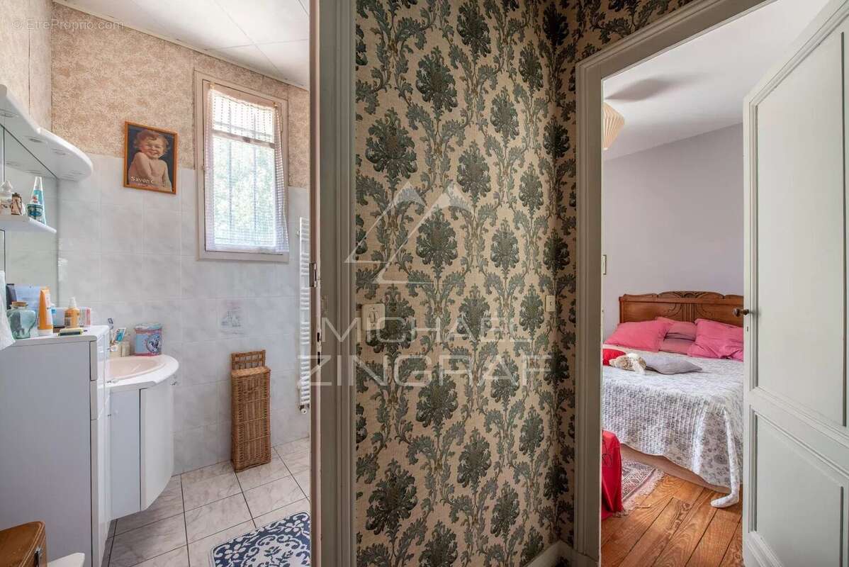 Michael Zingraf Bassin d’Arcachon présente : une maison de caractère au cœur de la Ville d’Hiver - photo 6