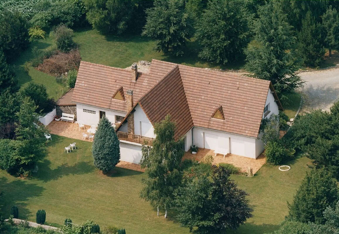 Maison à FEUCHEROLLES