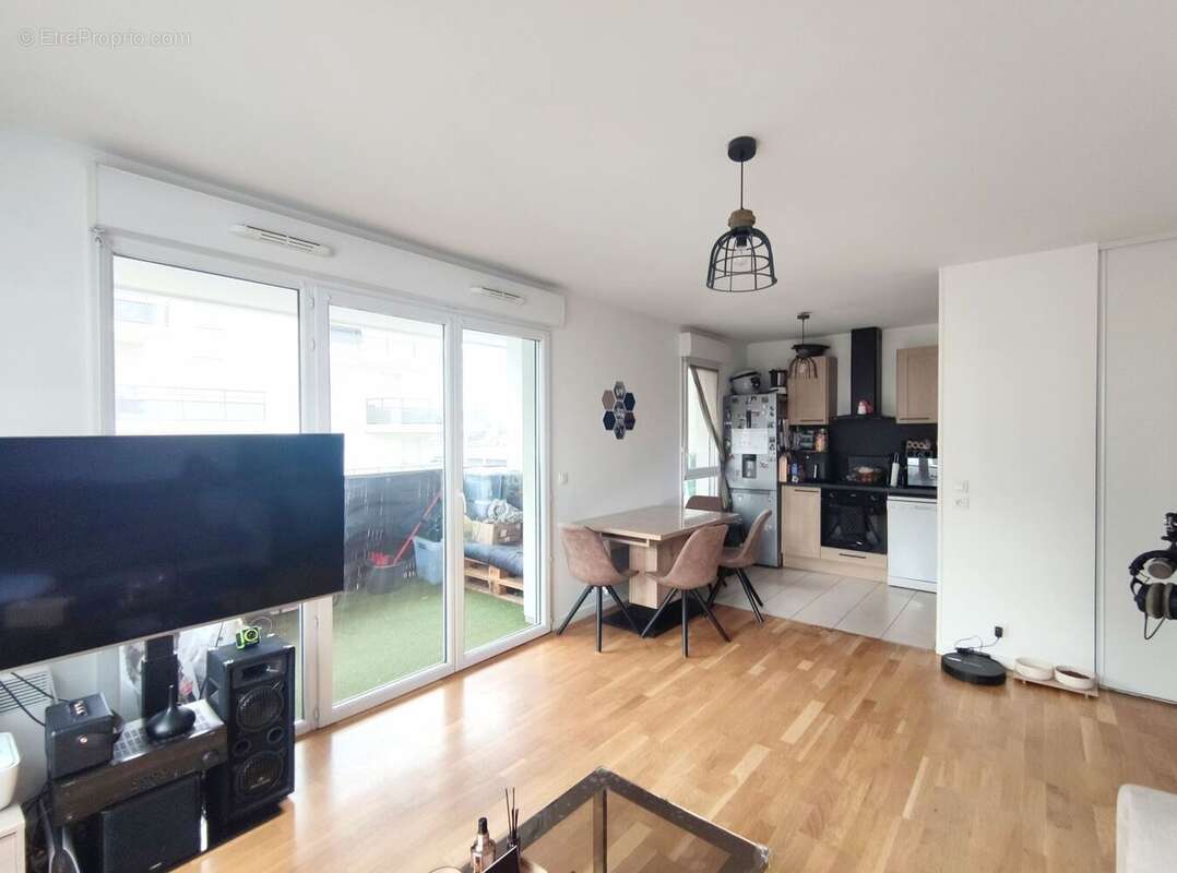 Appartement à SAINT-GRATIEN