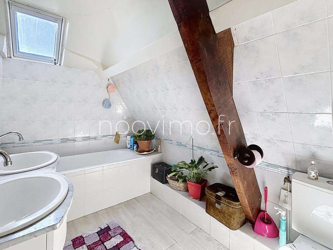 Maison à SAINT-COULOMB