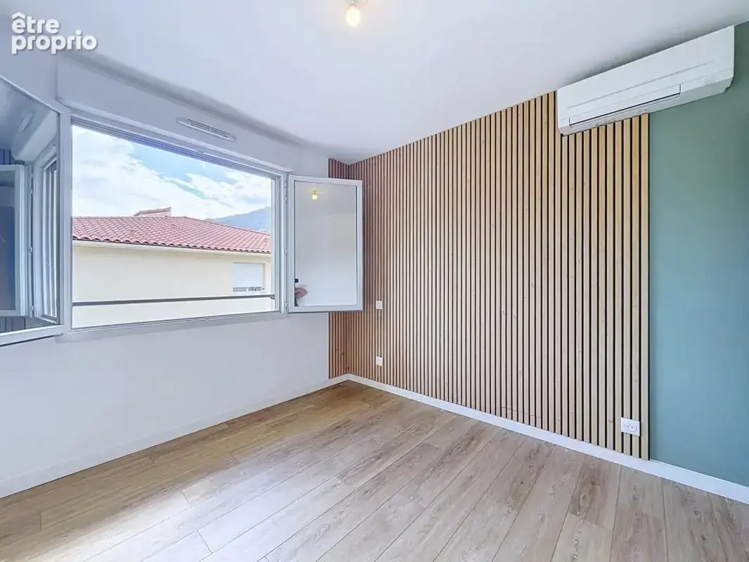 Appartement 4 pièces en dernier étage avec terrasse et double garage - photo 9