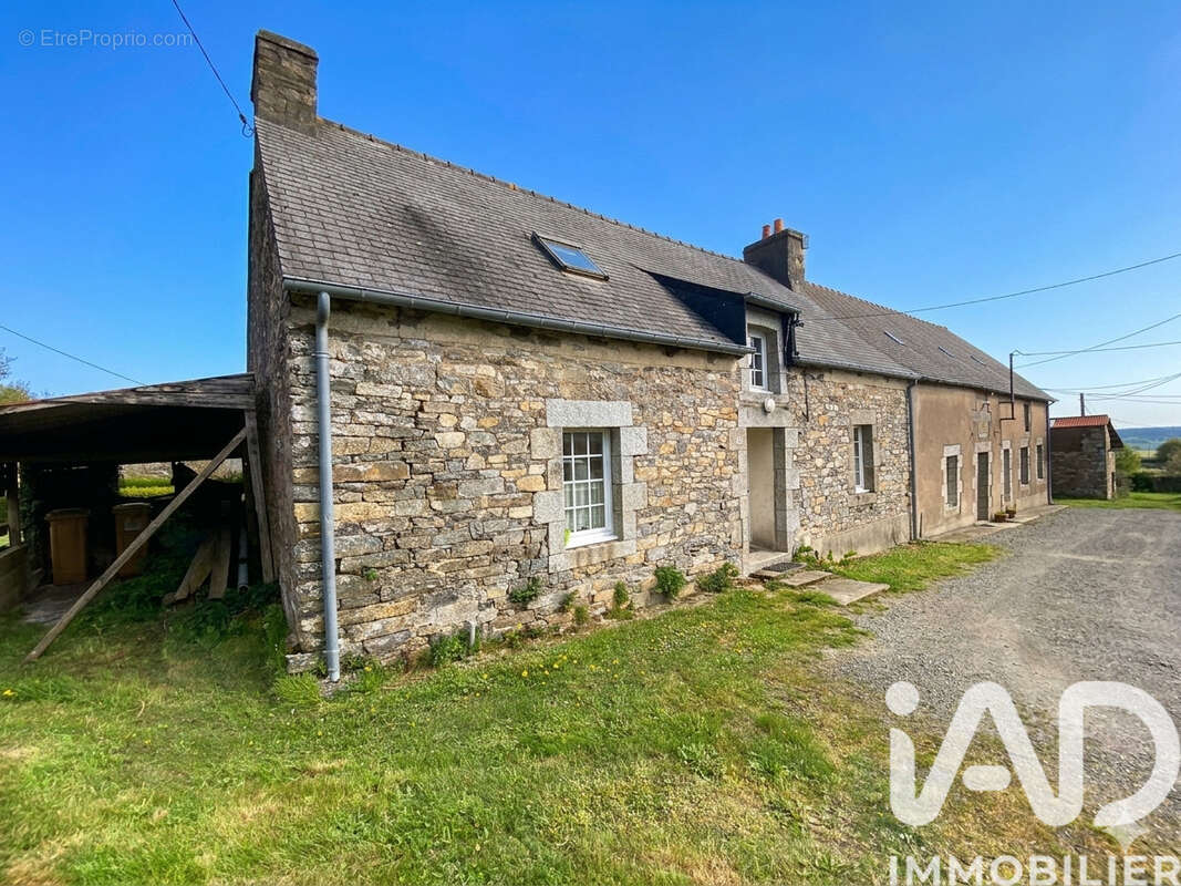 Photo 1 - Maison à LANFAINS