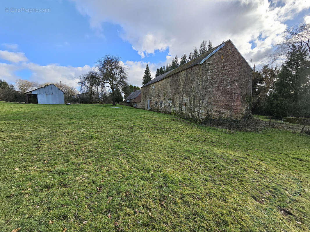 Maison à LONLAY-L'ABBAYE
