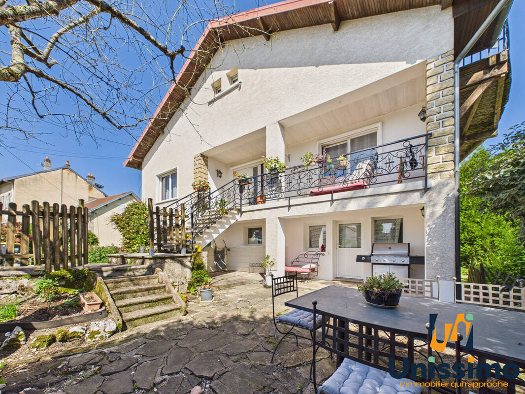 Maison à L'ISLE-SUR-LE-DOUBS