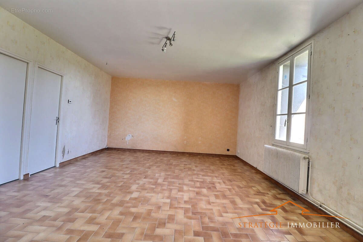 Maison à BUXY