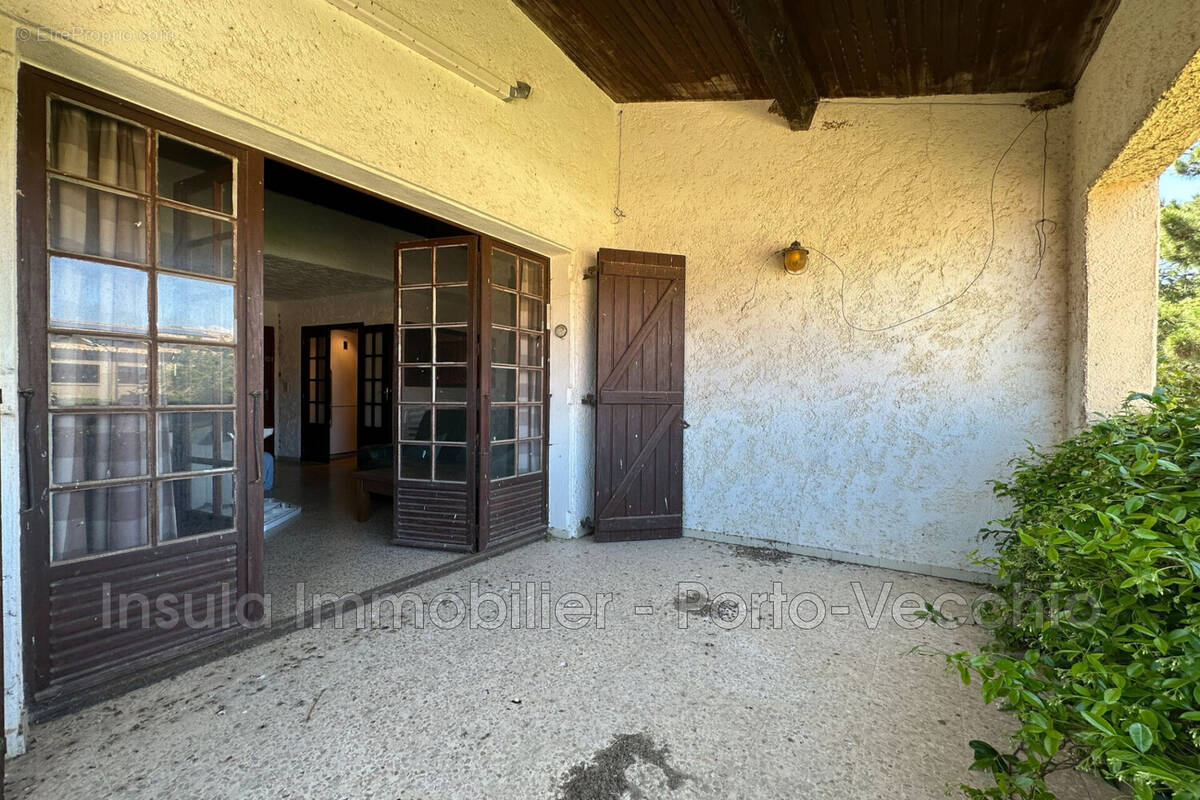 Appartement à LECCI