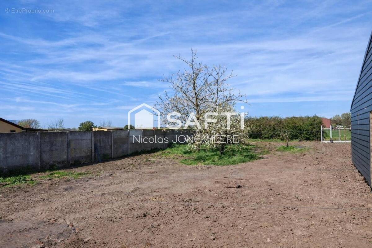 Photo 1 - Terrain à VIEUX-BERQUIN