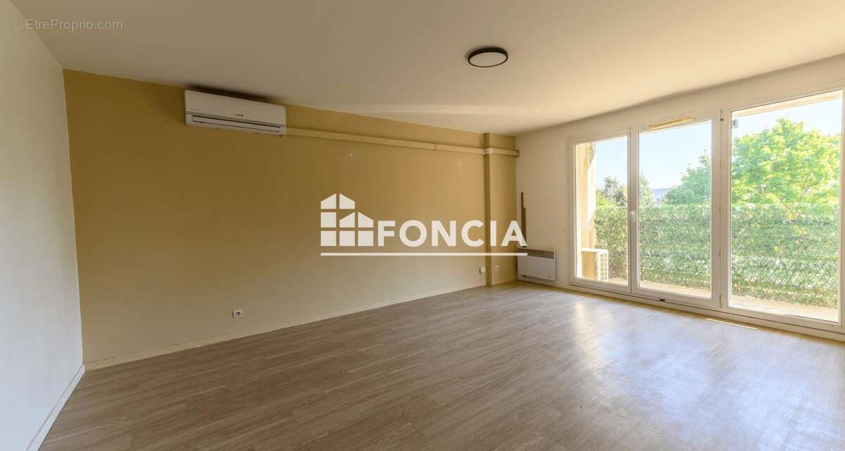 Appartement à ROSNY-SOUS-BOIS