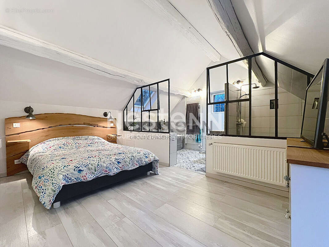 Maison à CHOUZY-SUR-CISSE