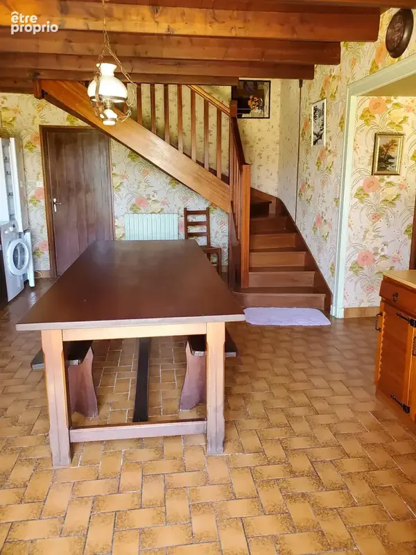 Maison 8 pièces , surface de 197 m2 + Dépendances , située sur la commune de: BARZAN - photo 3