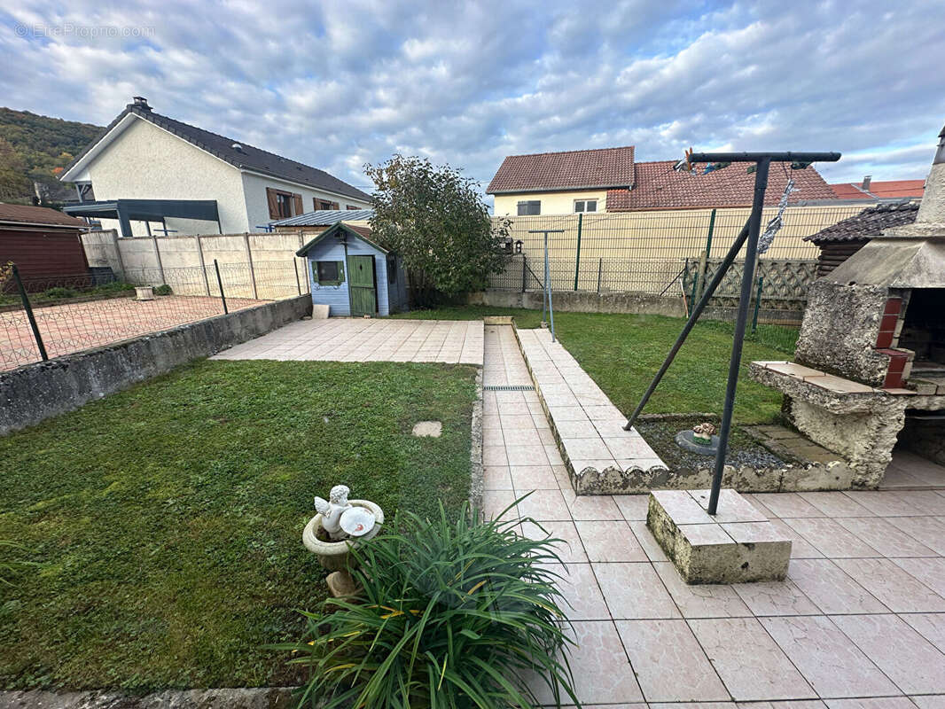 Maison à ARS-SUR-MOSELLE