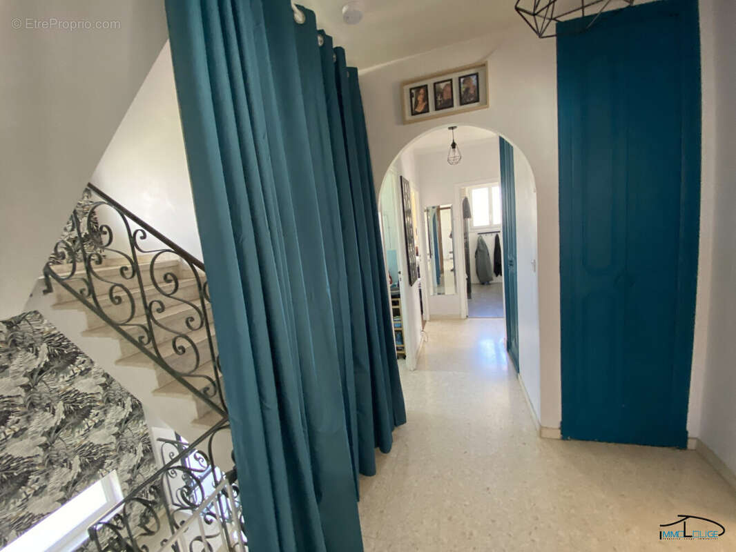 Maison 120 m² à Villefranche-De-Rouergue  - photo 7