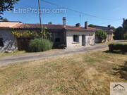 Maison à CELLEFROUIN