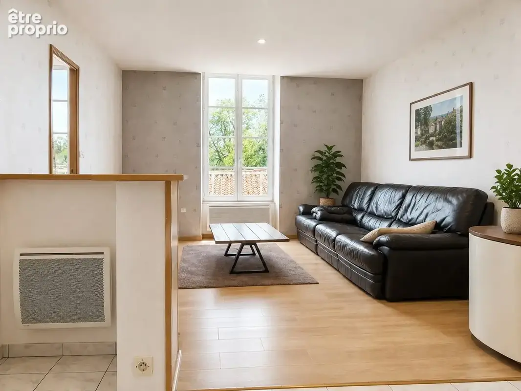 Maison 318 m² à Vivonne  - photo 6