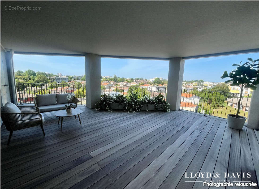 Appartement à BORDEAUX