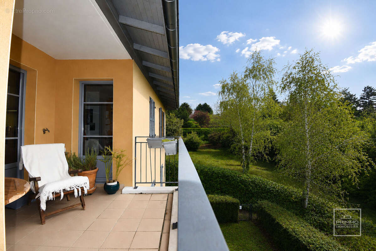Appartement à SAINT-DIDIER-AU-MONT-D'OR
