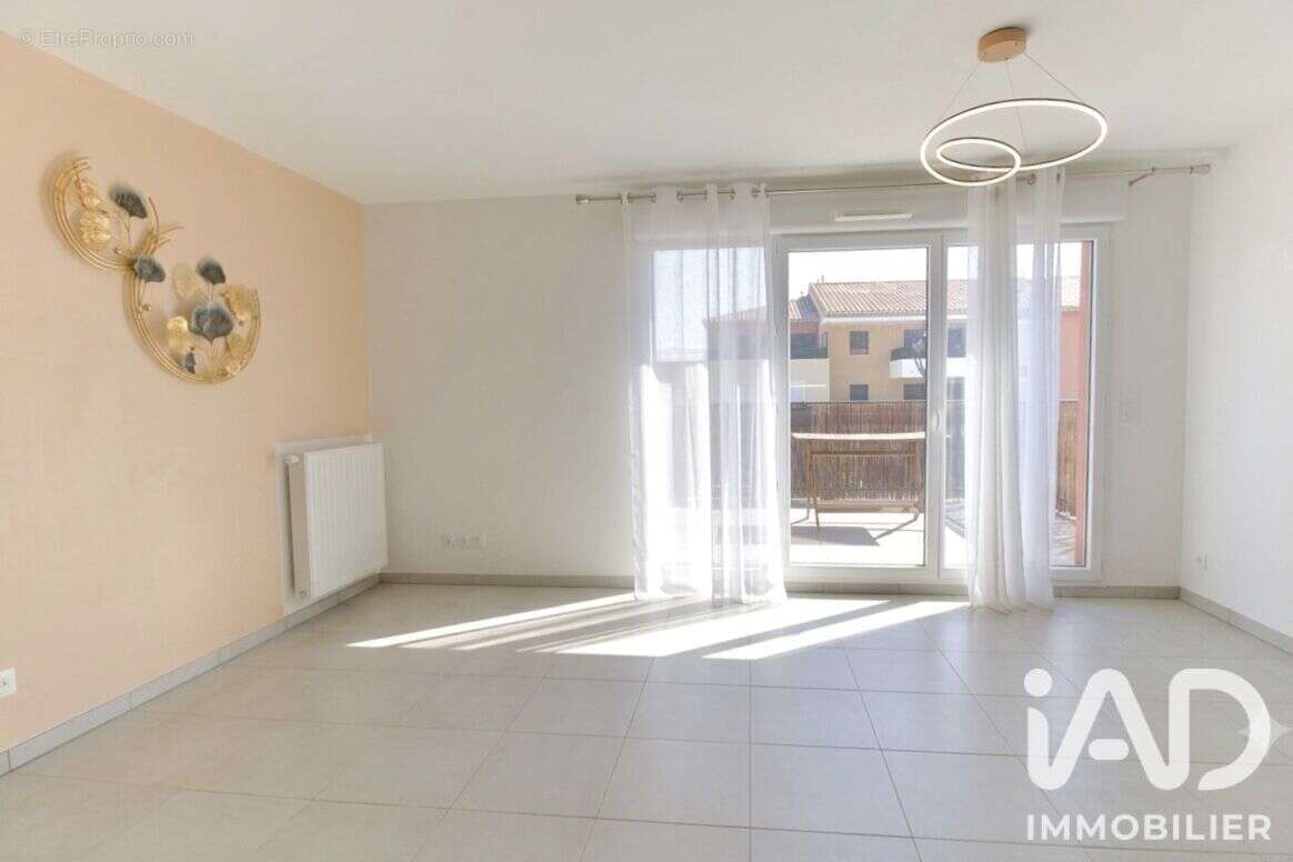 Appartement 47 m² à Le Puy-Sainte-Reparade  - photo 7