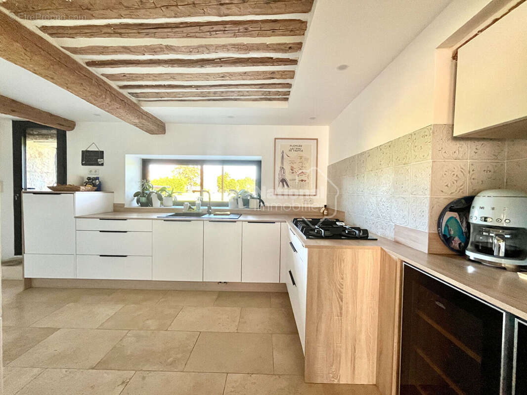 Maison à CHATEAURENARD