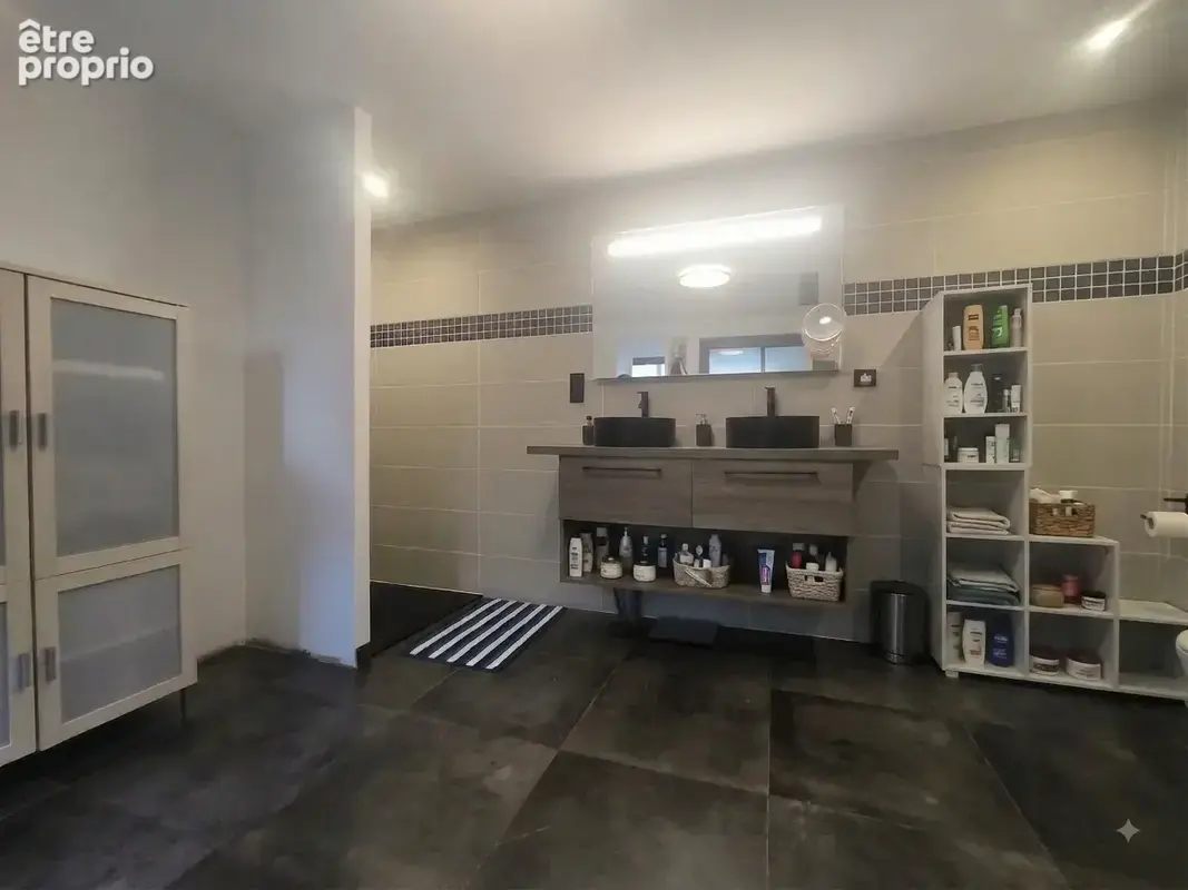 Maison en pierre de plus de 300 m2 avec vue exceptionnelle - Uzerche 19 - photo 8