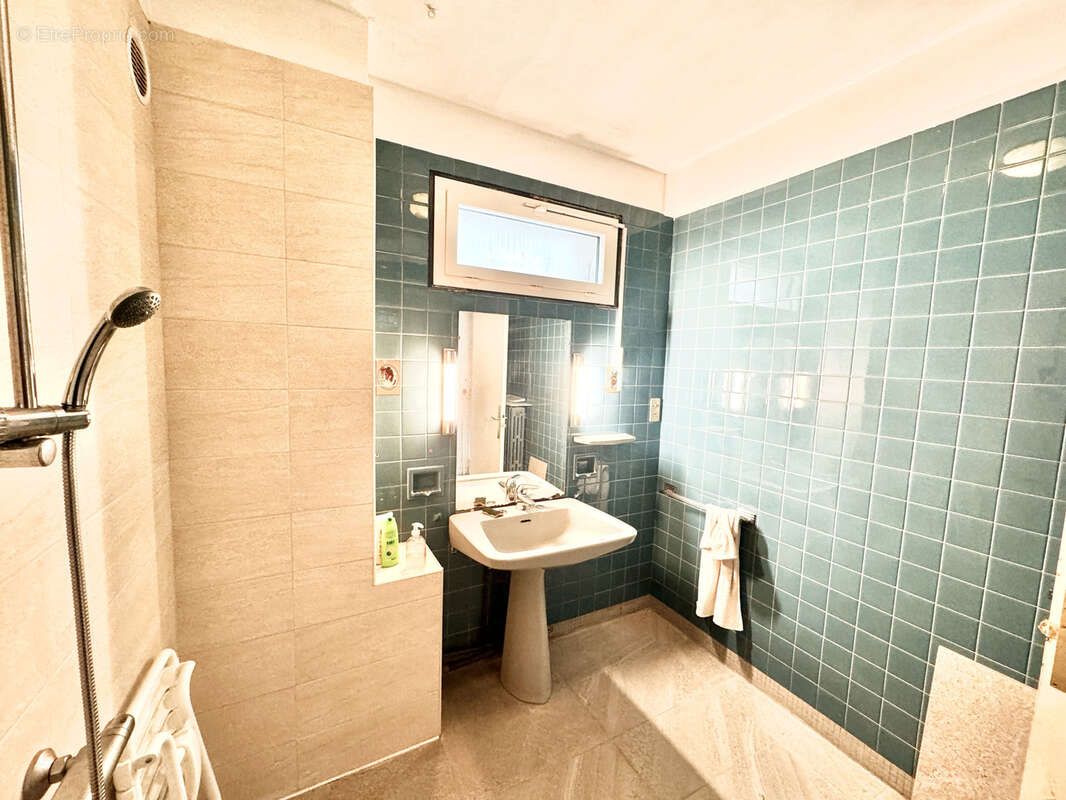 Appartement à FONTENAY-SOUS-BOIS