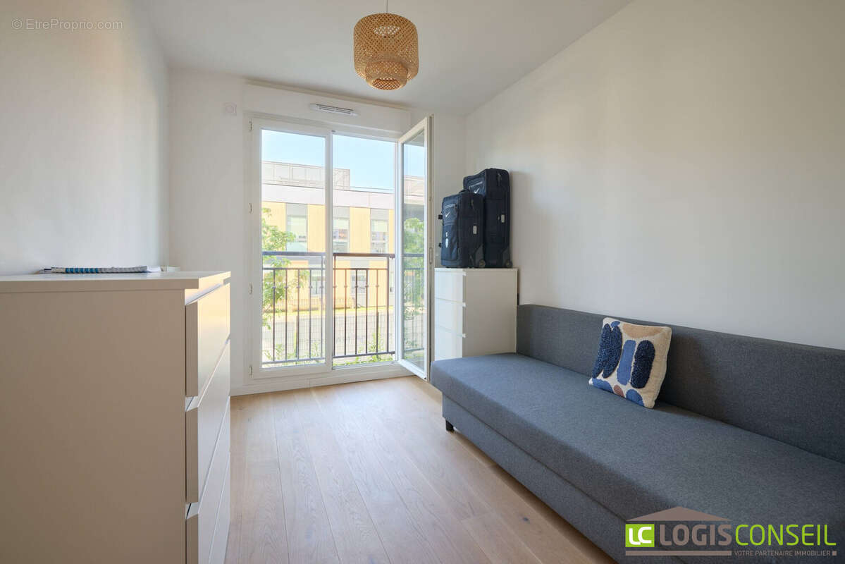 Appartement à LE PLESSIS-ROBINSON