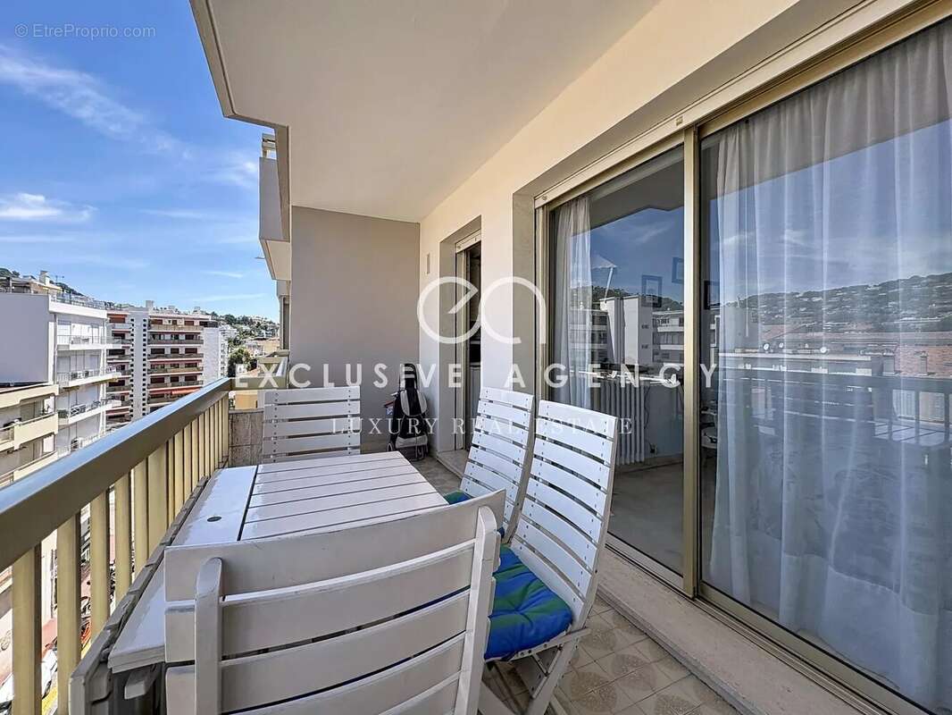 Appartement à CANNES