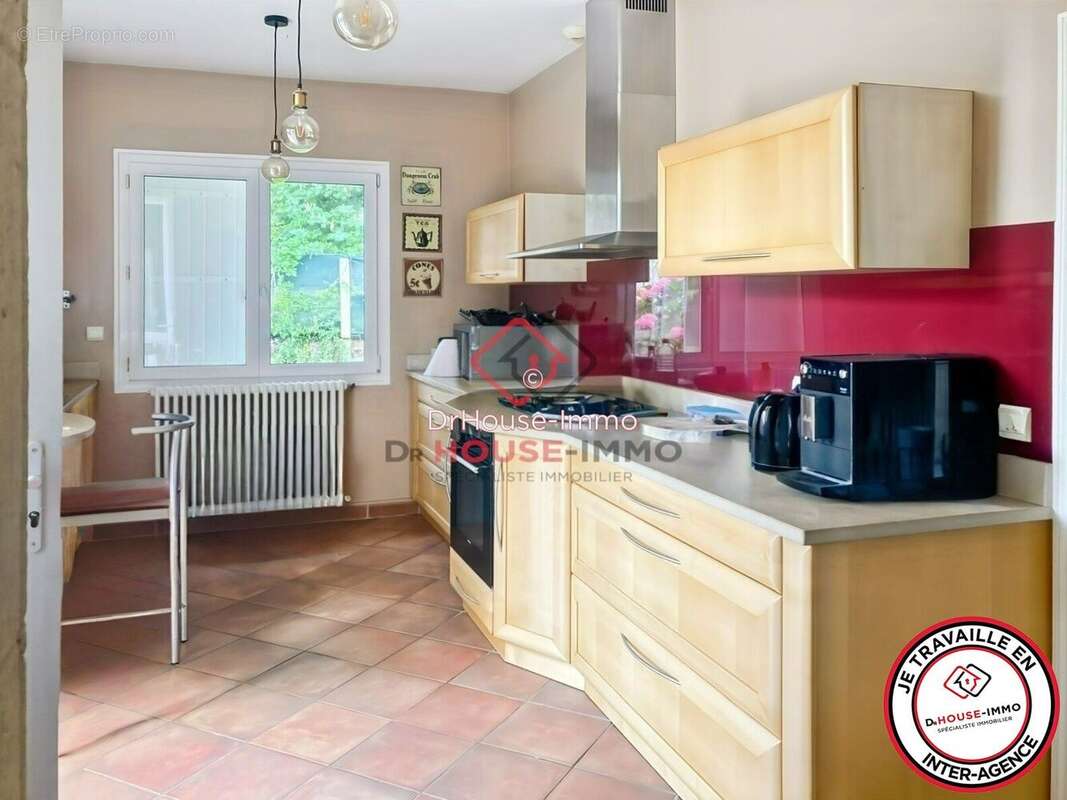 Maison 152 m² à Pompignac  - photo 6