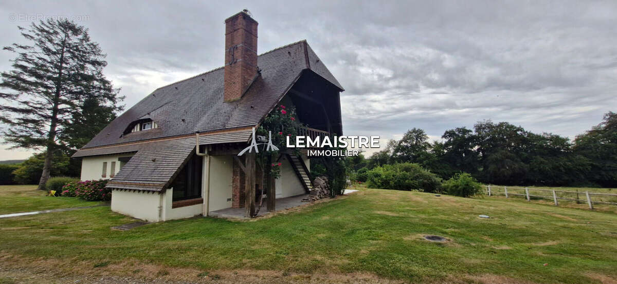 Maison à YERVILLE